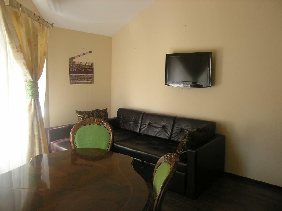Art Villa On Sumskaya Street Charkov Buitenkant foto